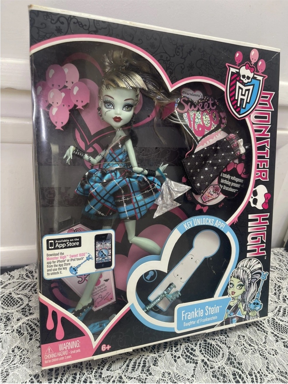 RARE Mattel Monster High Doll Frankie Stein Draculaura Sweet 1600 NEW in Box